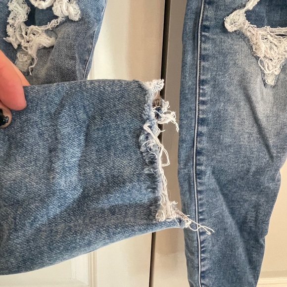 American Eagle, Cozy Next Level Stretch, Curvy High-Rise Jegging - Picture 2 of 9